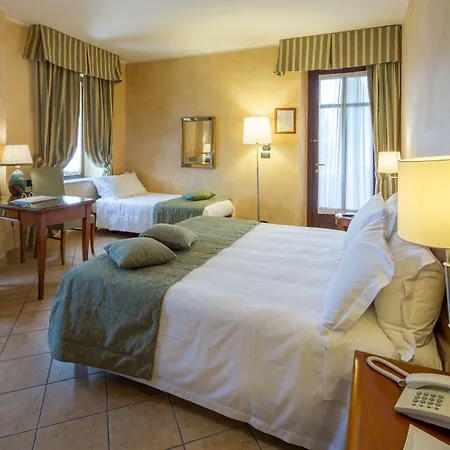Western Le Rondini Otel