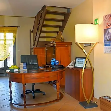 Western Le Rondini 3* San Francesco al Campo