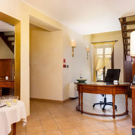 Western Le Rondini 3* San Francesco al Campo