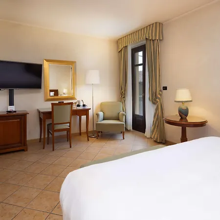 Western Le Rondini 3* San Francesco al Campo